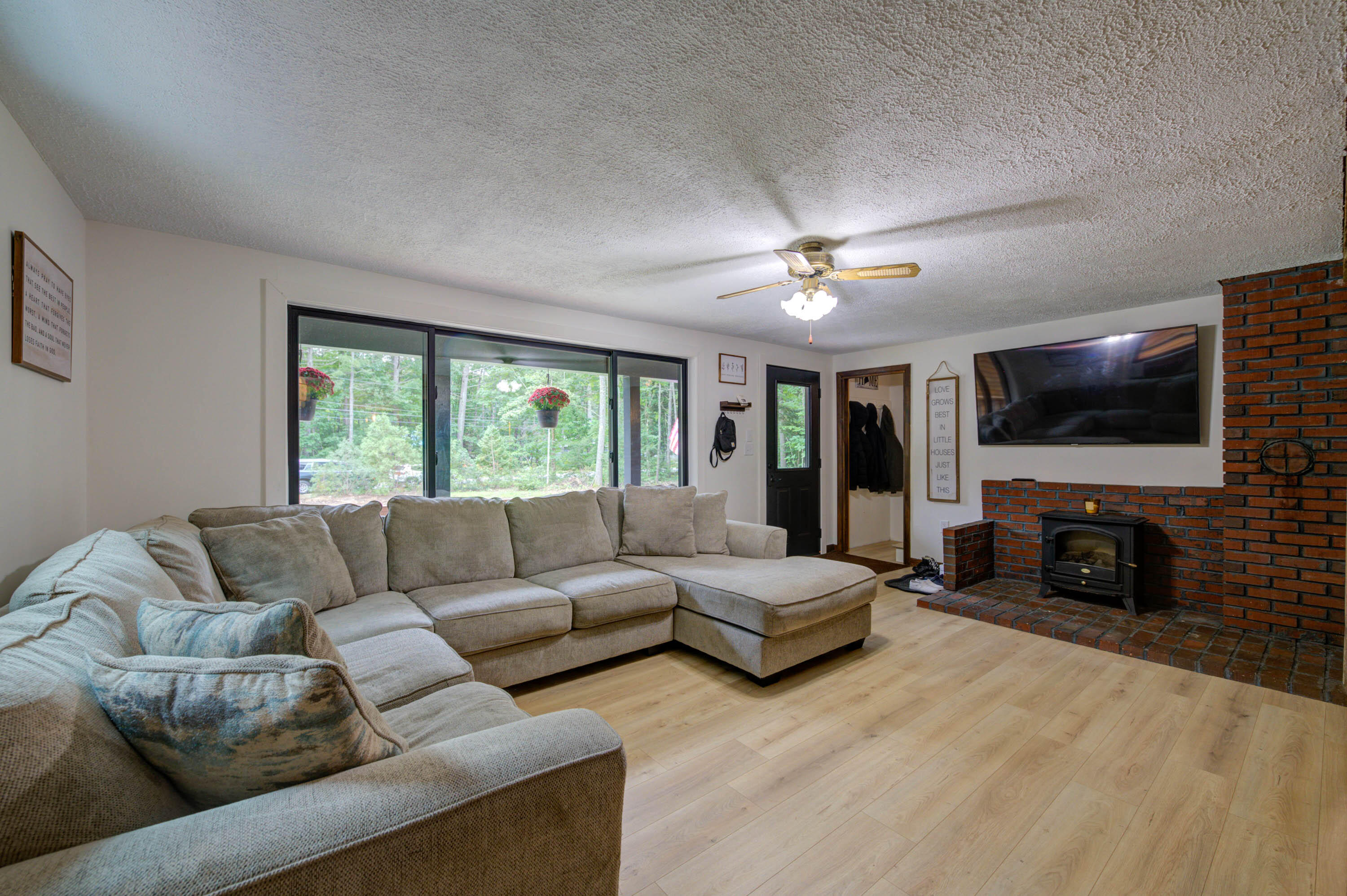 17 Swamp Road New Gloucester, ME 04260 - Photo 11 of 45 pic-10 (1)