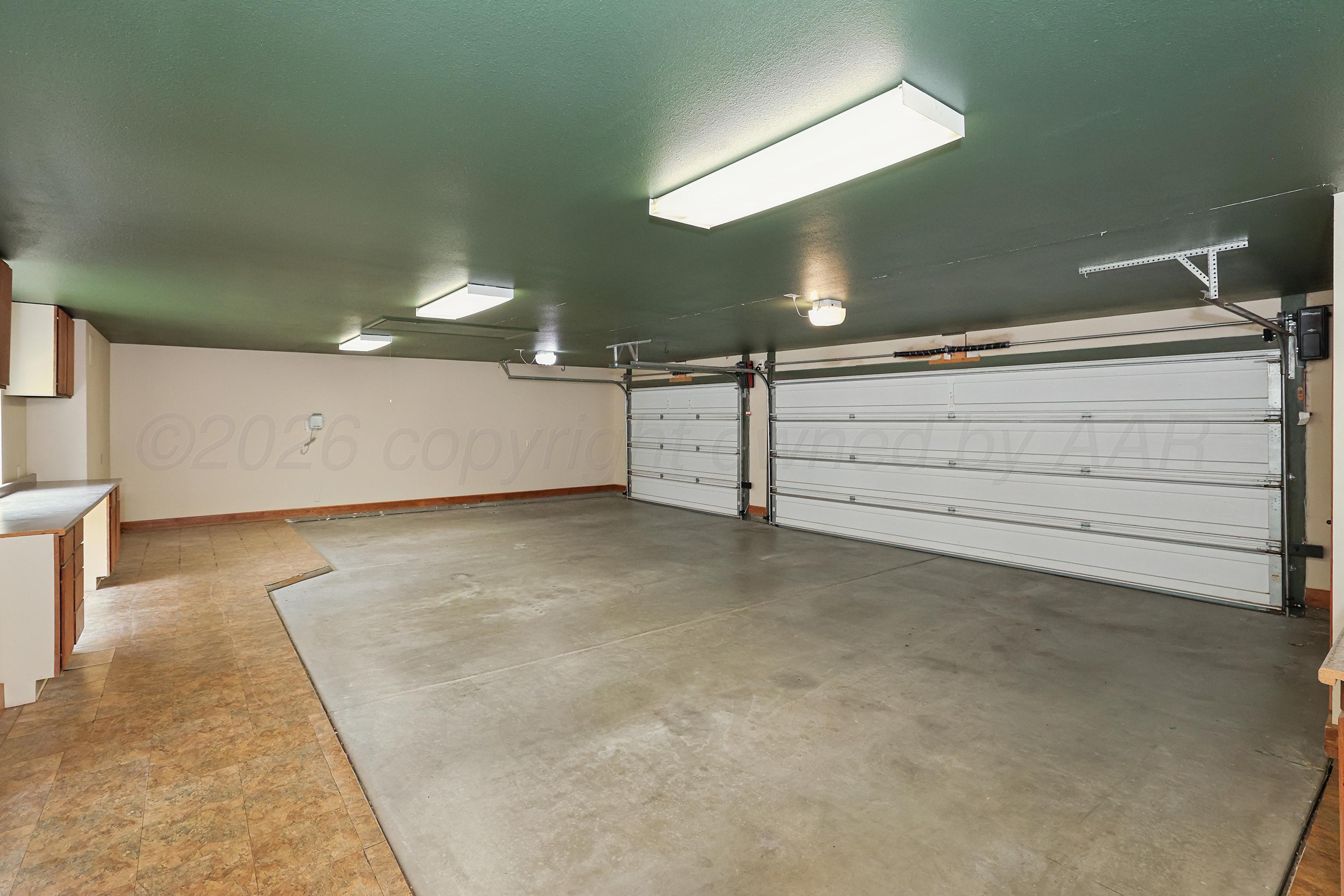 6000 Riley Elizabeth Place Amarillo, TX 79119 - Photo 31 of 35 3 Car Garage