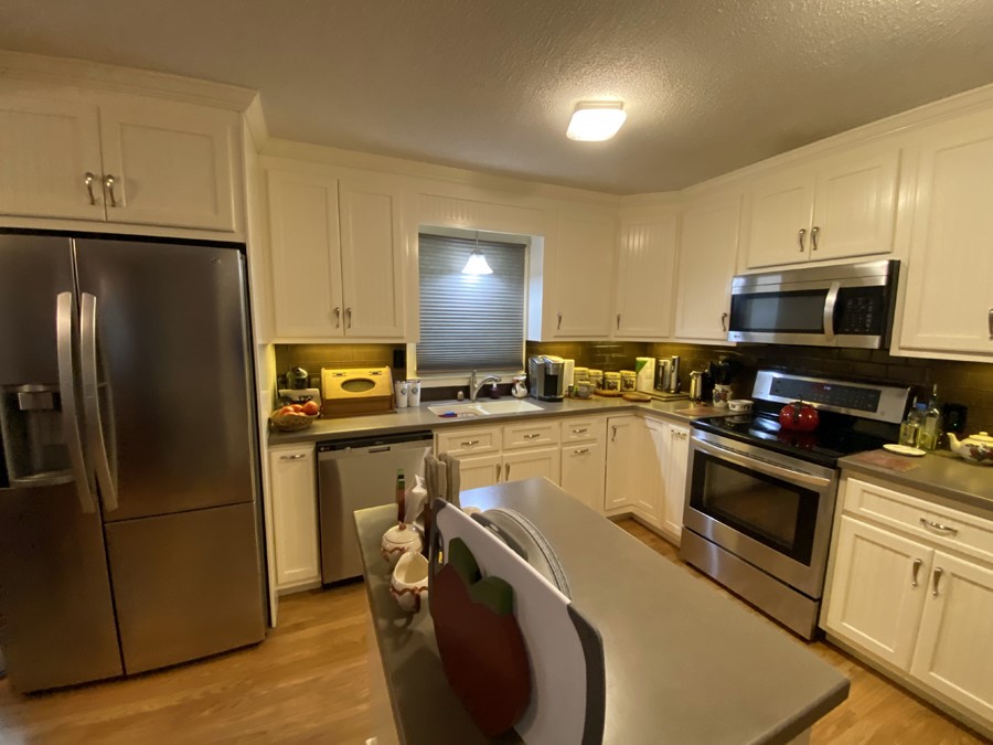 263 Ridgewood Lane Hartwell, GA 30643 - Photo 2 of 19 Gallery Image 2
