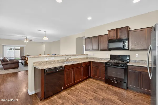$420,000 | 8222 West Wood Lane, Phoenix, AZ 85043