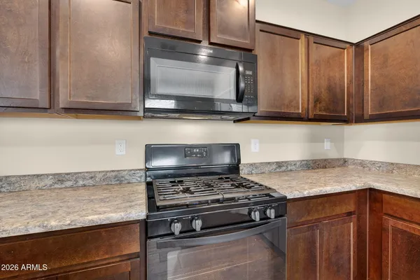 $420,000 | 8222 West Wood Lane, Phoenix, AZ 85043