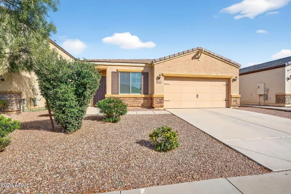 $420,000 | 8222 West Wood Lane, Phoenix, AZ 85043