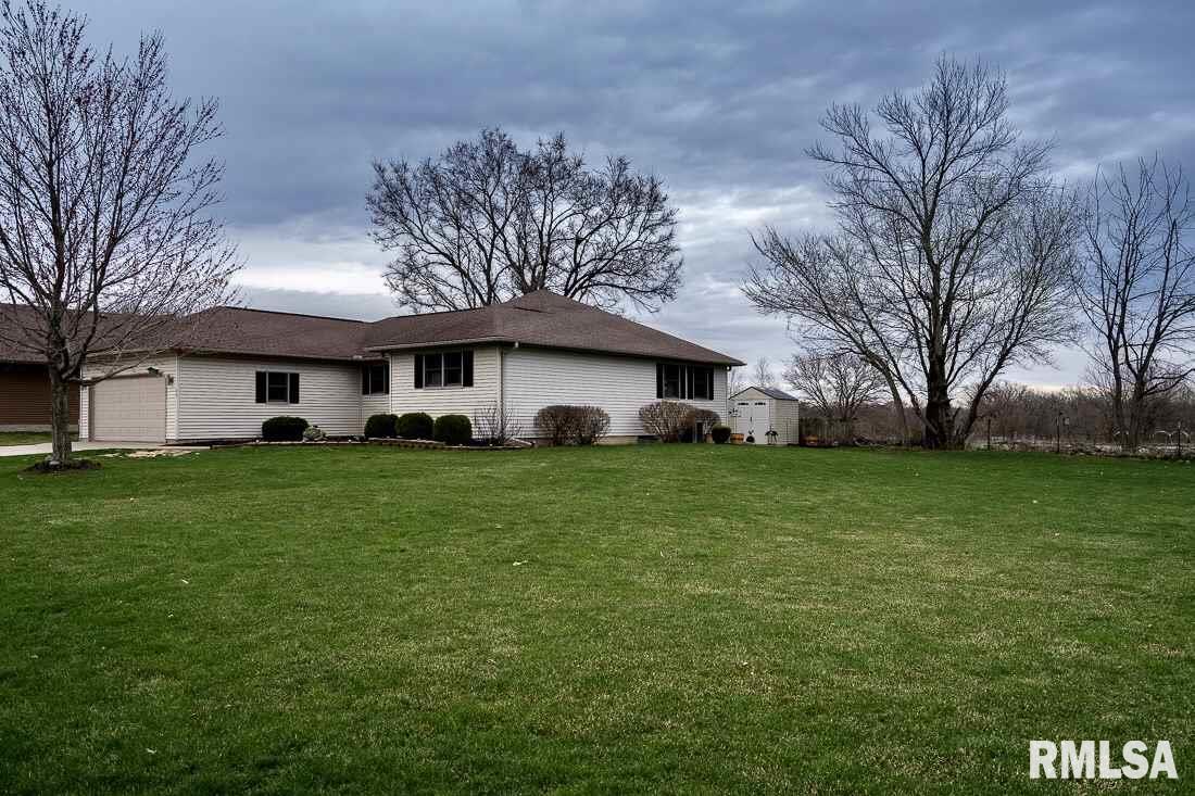 89 Prairie View Court Clinton, IA 52732 - Photo 2 of 15 Gallery Image 2