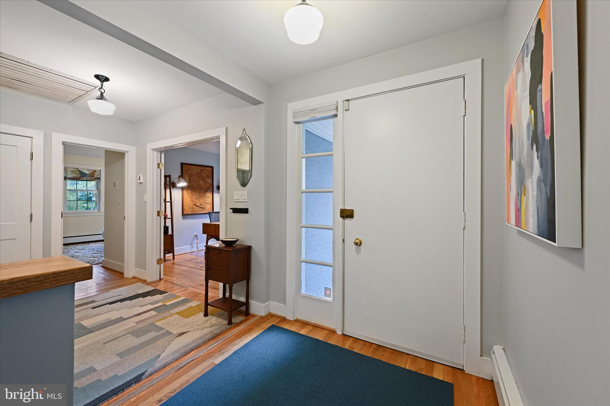 6004 Roland Avenue Baltimore, MD 21210 - Photo 3 of 32
