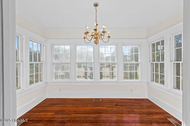 $350,000 | 860 Main Street, Bayboro, NC 28515