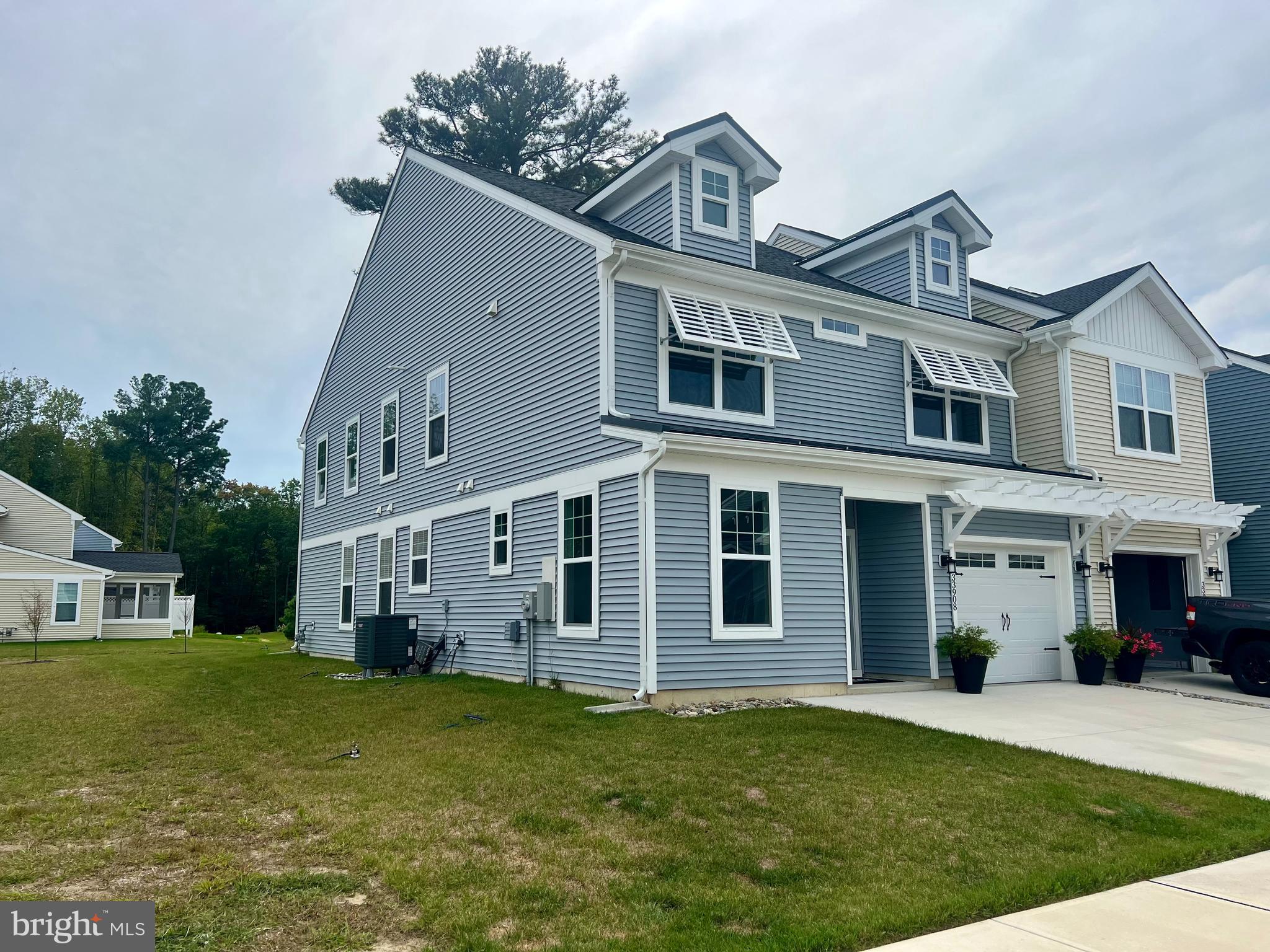 33908 Ardwell Road Frankford, DE 19945 - Photo 33 of 44 a front view of a house with a garden
