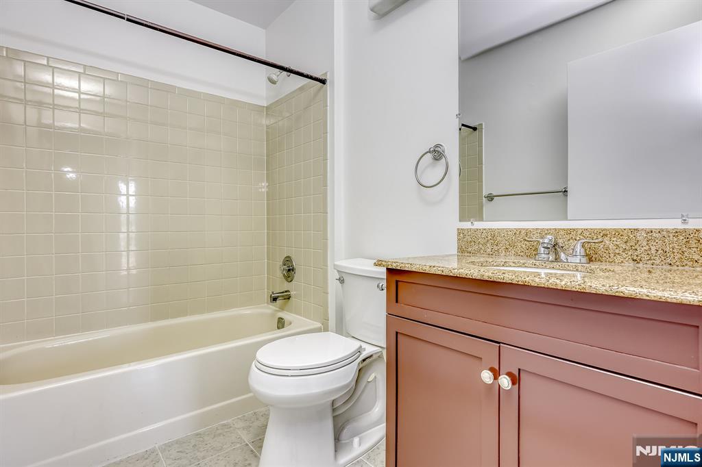 959 Juniper Way Mahwah, NJ 07430 - Photo 14 of 19