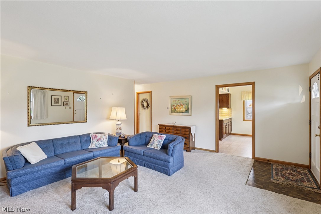 2959 Stanley Road Akron, OH 44333 - Photo 5 of 39 Gallery Image 5