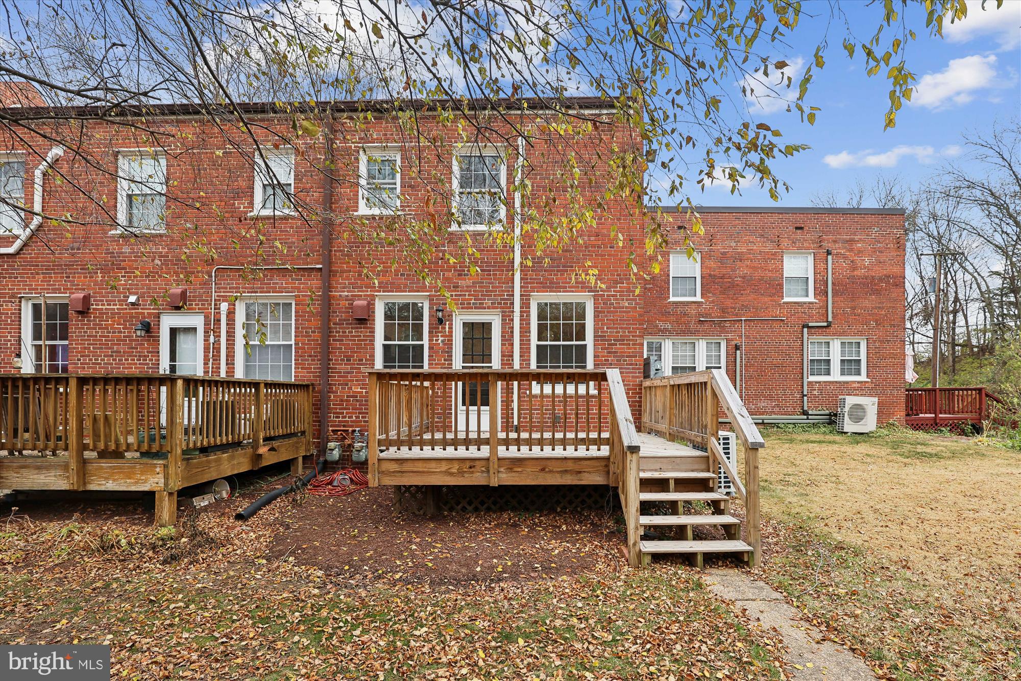 2600 16th Street South, Unit 696 Arlington, VA 22204 - Photo 3 of 46 Back Elevation