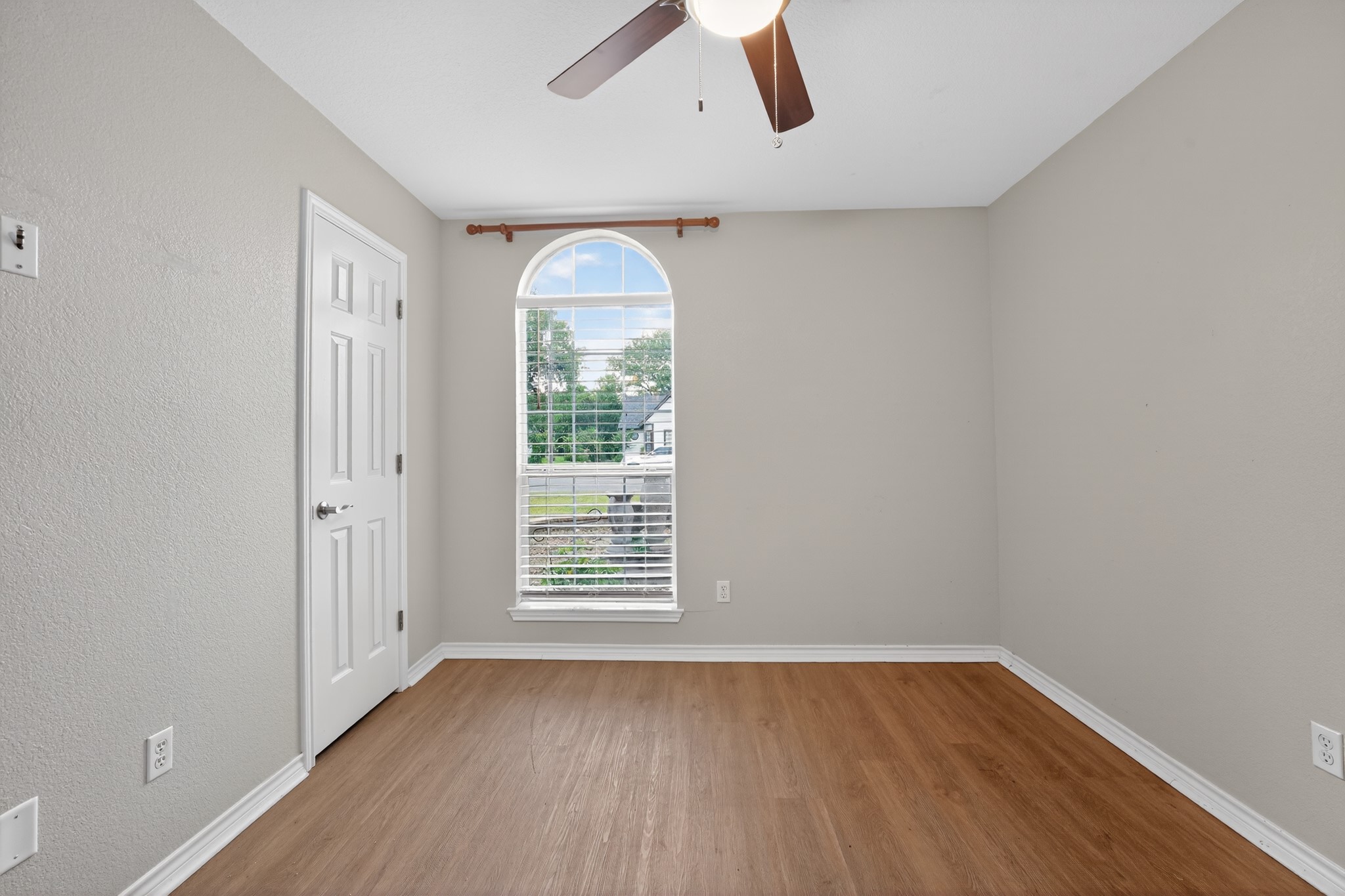 102 Hummingbird Lane Lockhart, TX 78644 - Photo 19 of 30 Bedroom #3 or office