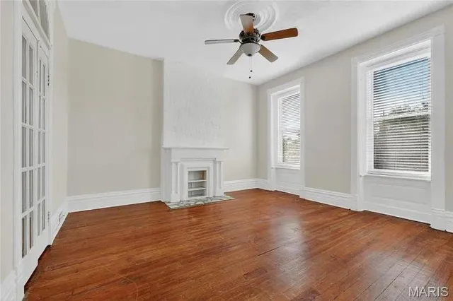 $369,000 | 2751 Shenandoah Avenue, St. Louis, MO 63104