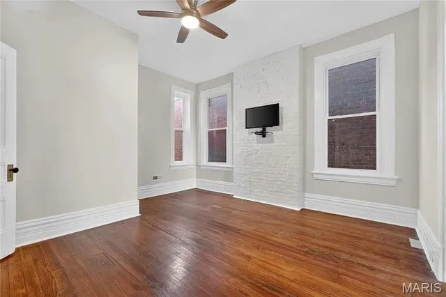 $369,000 | 2751 Shenandoah Avenue, St. Louis, MO 63104