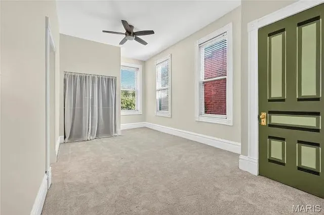 $369,000 | 2751 Shenandoah Avenue, St. Louis, MO 63104