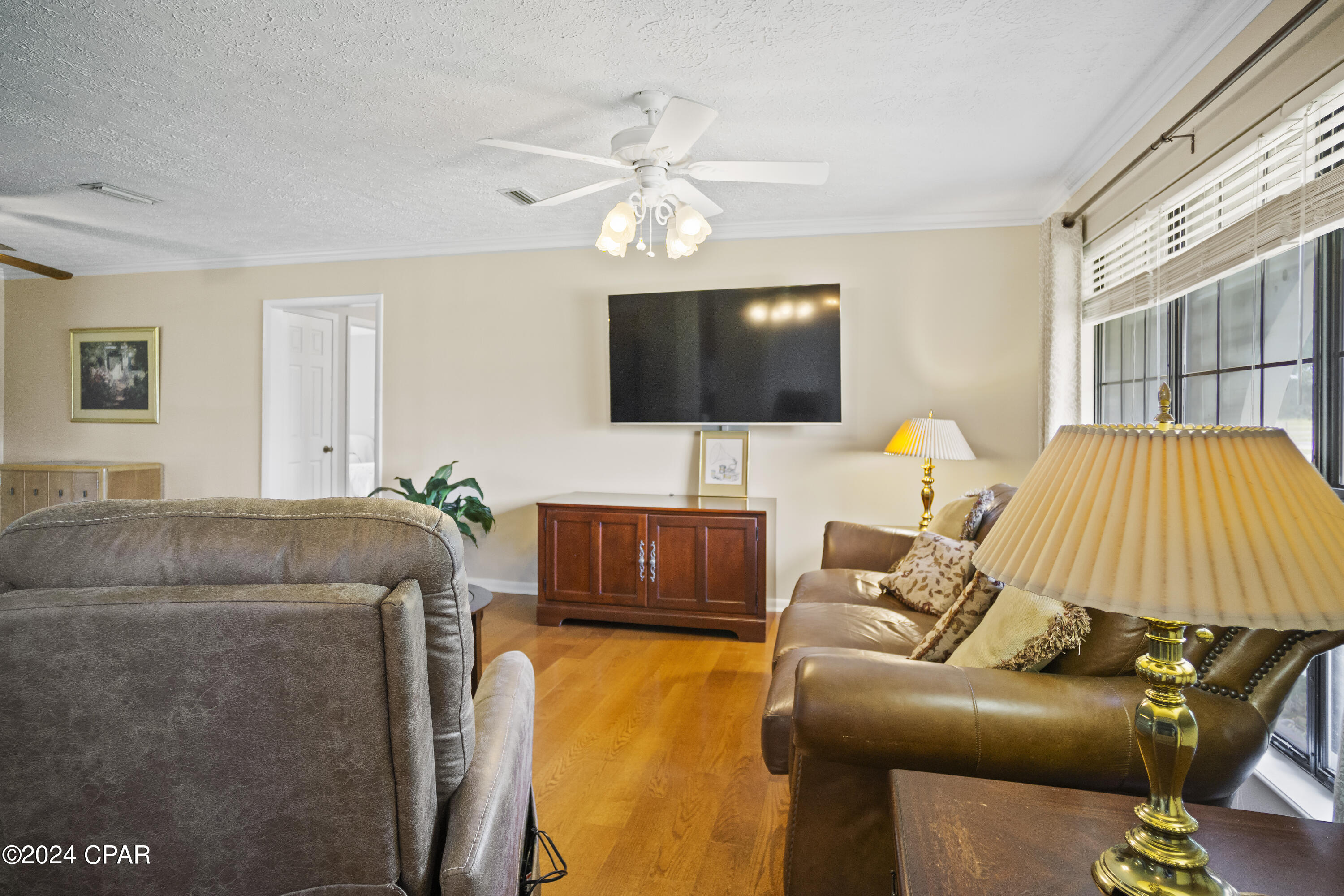 8255 Shady Grove Road Grand Ridge, FL 32442 - Photo 17 of 49