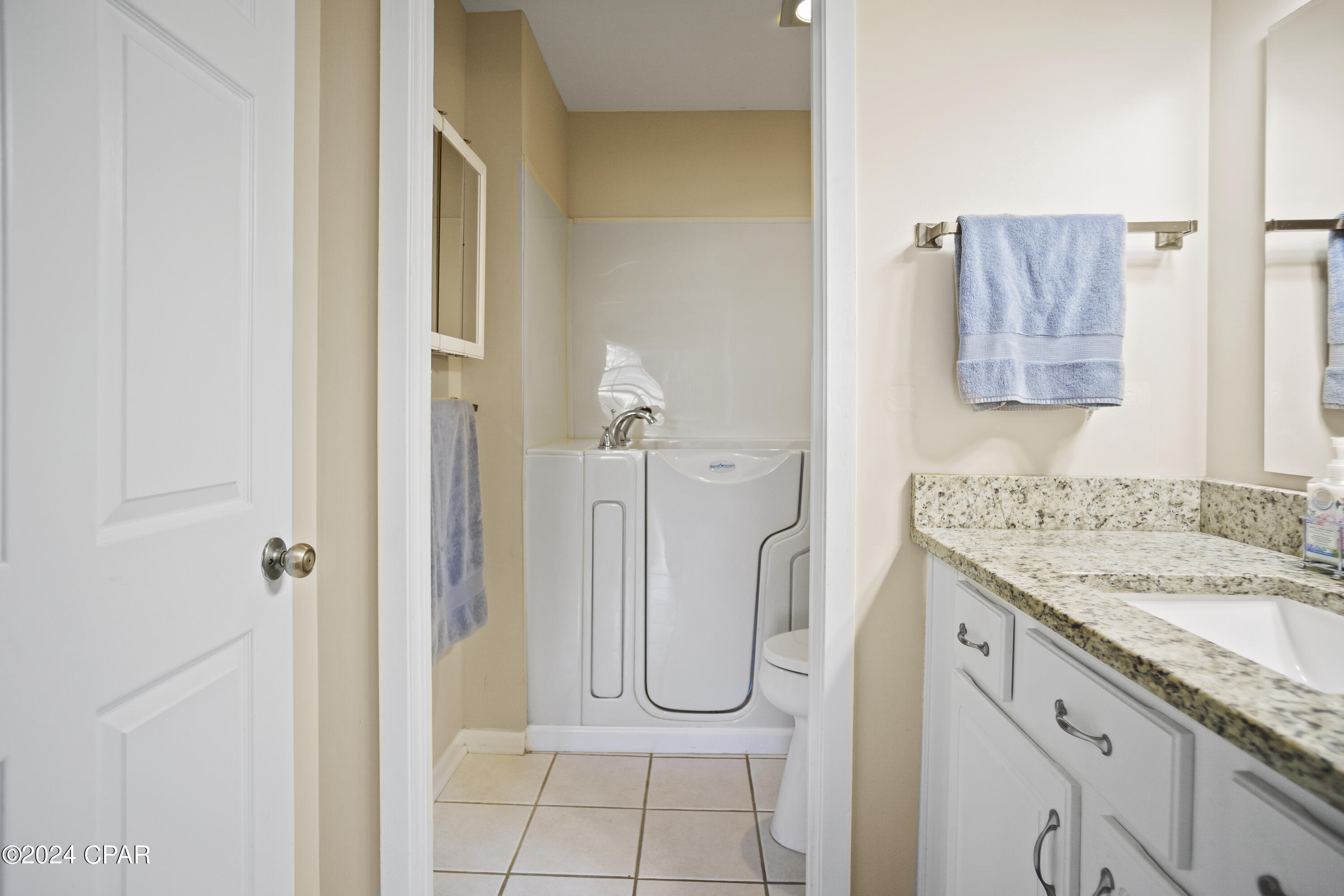 8255 Shady Grove Road Grand Ridge, FL 32442 - Photo 37 of 49