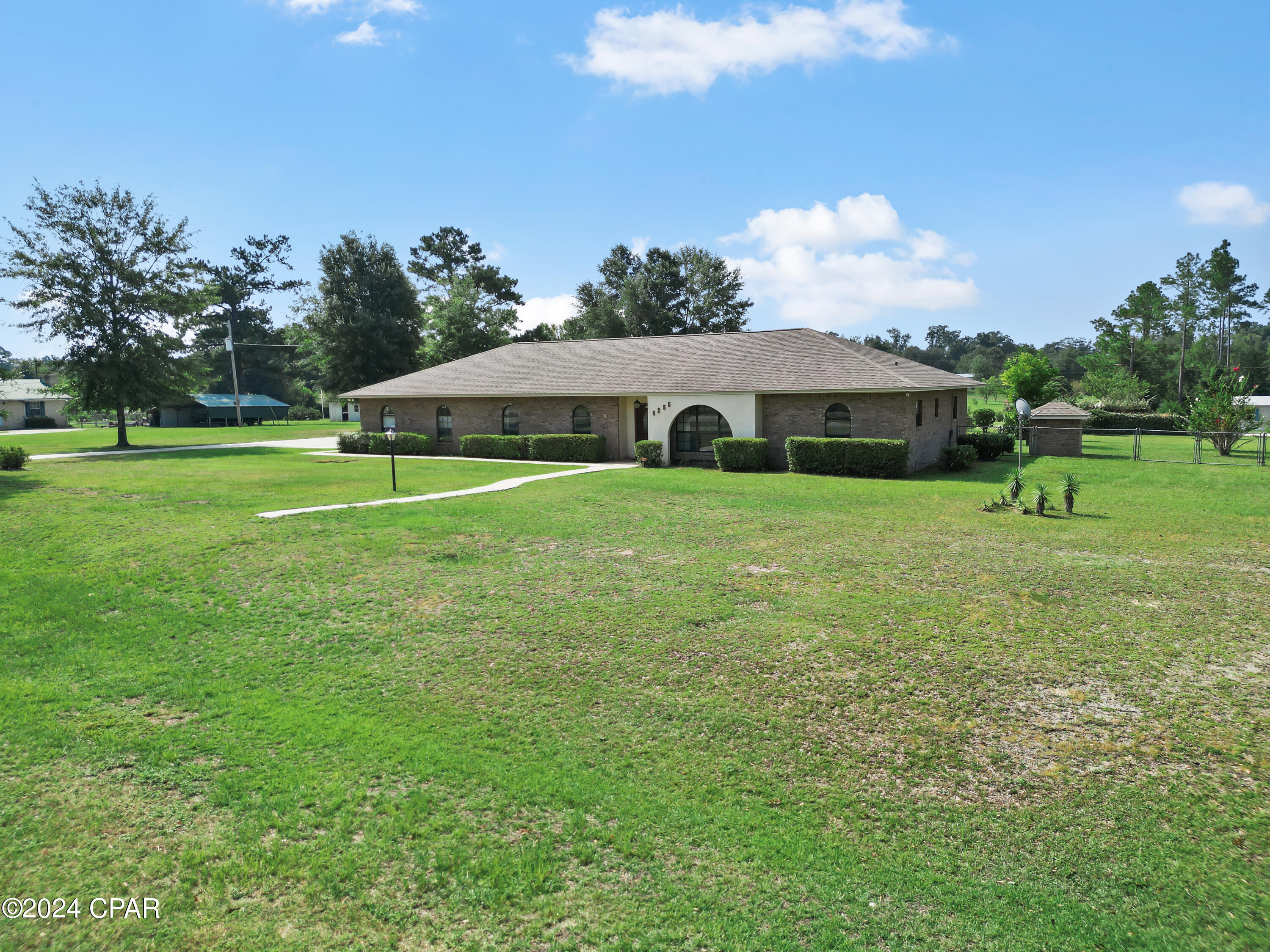 8255 Shady Grove Road Grand Ridge, FL 32442 - Photo 8 of 49