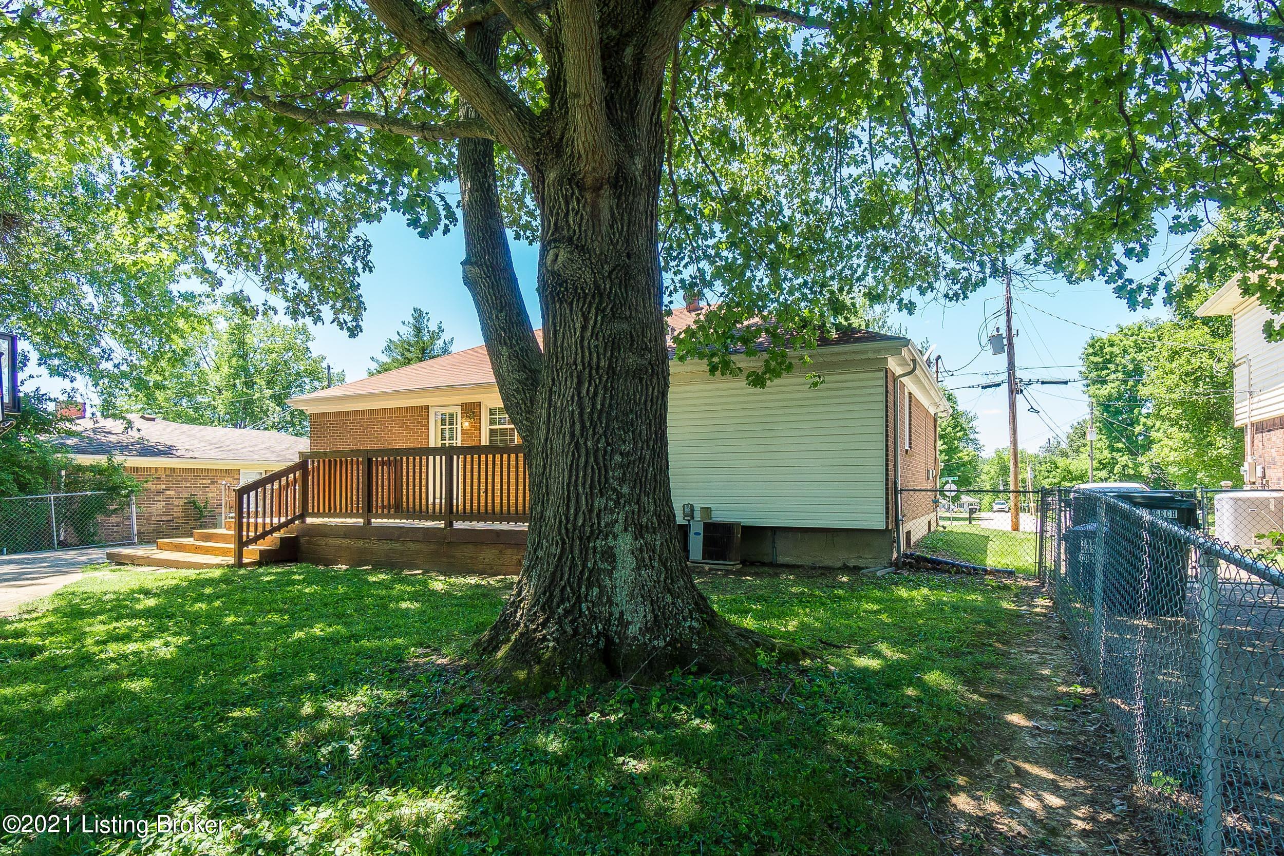 6509 El Rancho Road Louisville, KY 40291 - Photo 10 of 58 6509 El Rancho Rd-10