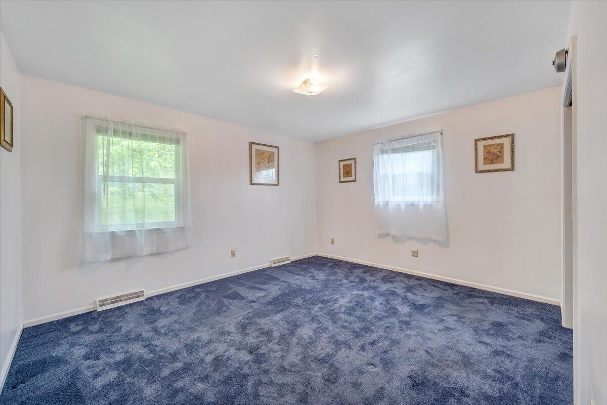 5739 Green Ridge Road Roanoke, VA 24019 - Photo 13 of 30 16-MIB09863