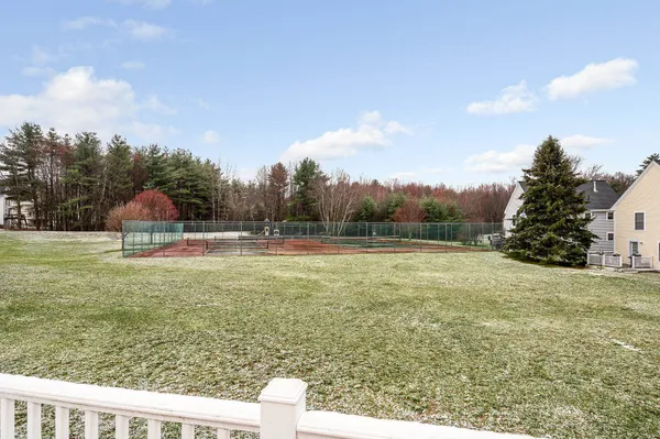 $629,900 | 61 Barbara Lane, Hudson, NH 03051