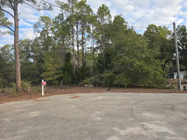 $60,000 | 233 Apalachee Street, Carrabelle, FL 32322