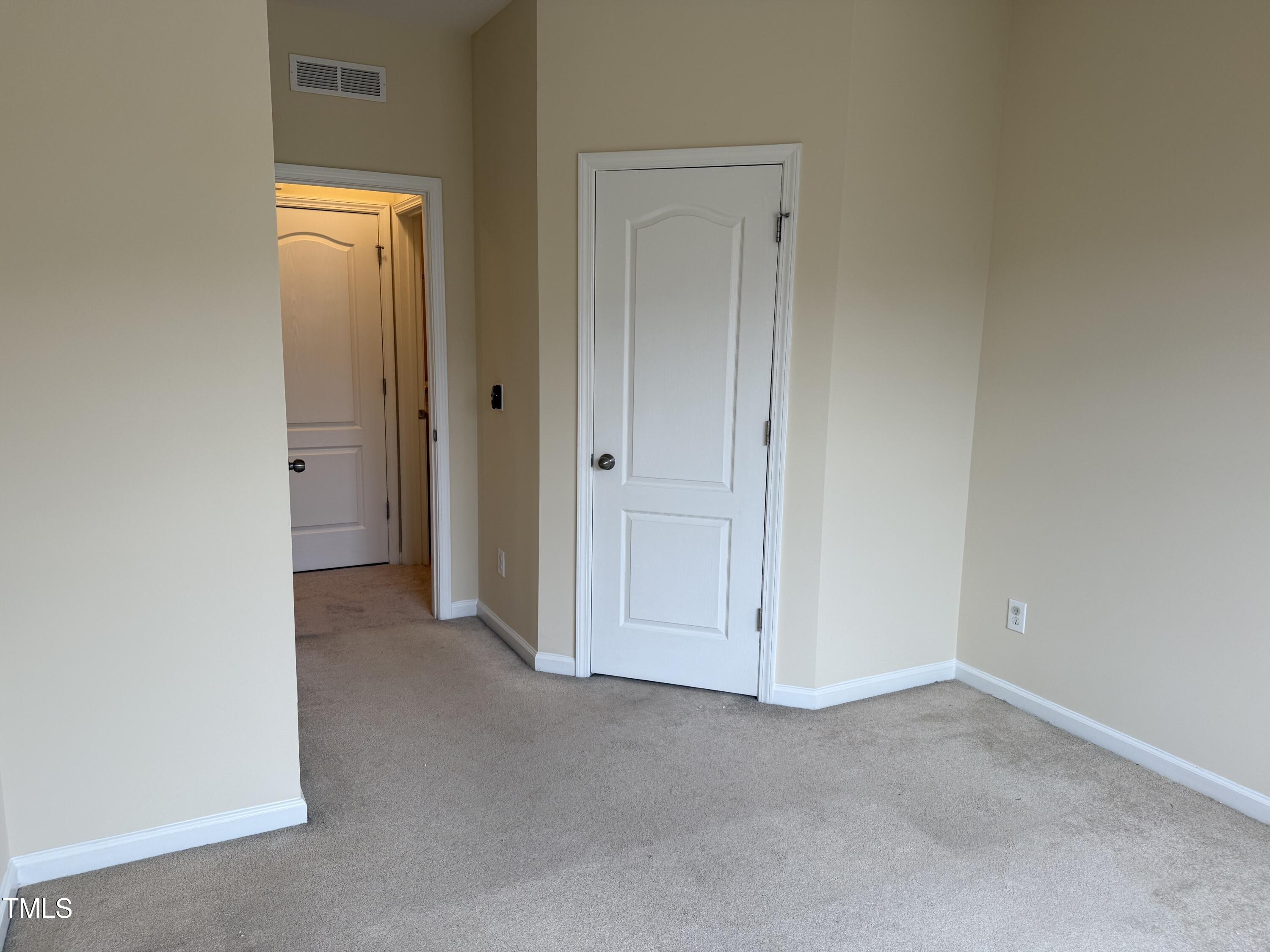 8254 Primanti Boulevard Raleigh, NC 27612 - Photo 35 of 39 Bright 3rd bedroom with walk in closet