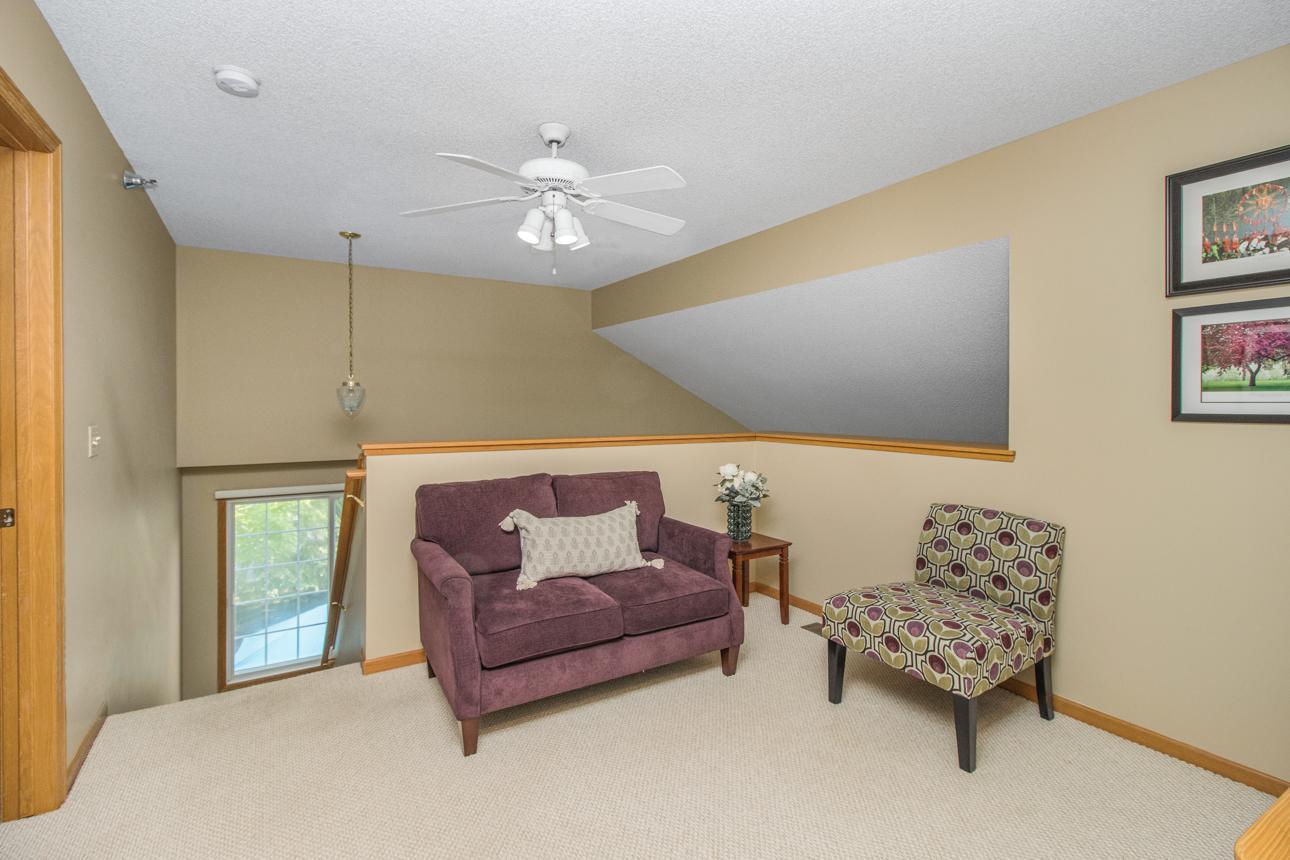 8491 Cortland Road Eden Prairie, MN 55344 - Photo 19 of 30 Gallery Image 19