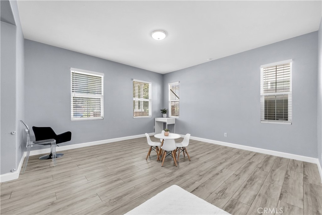 14686 Rio Bravo Road Moreno Valley, CA 92553 - Photo 14 of 39 living room