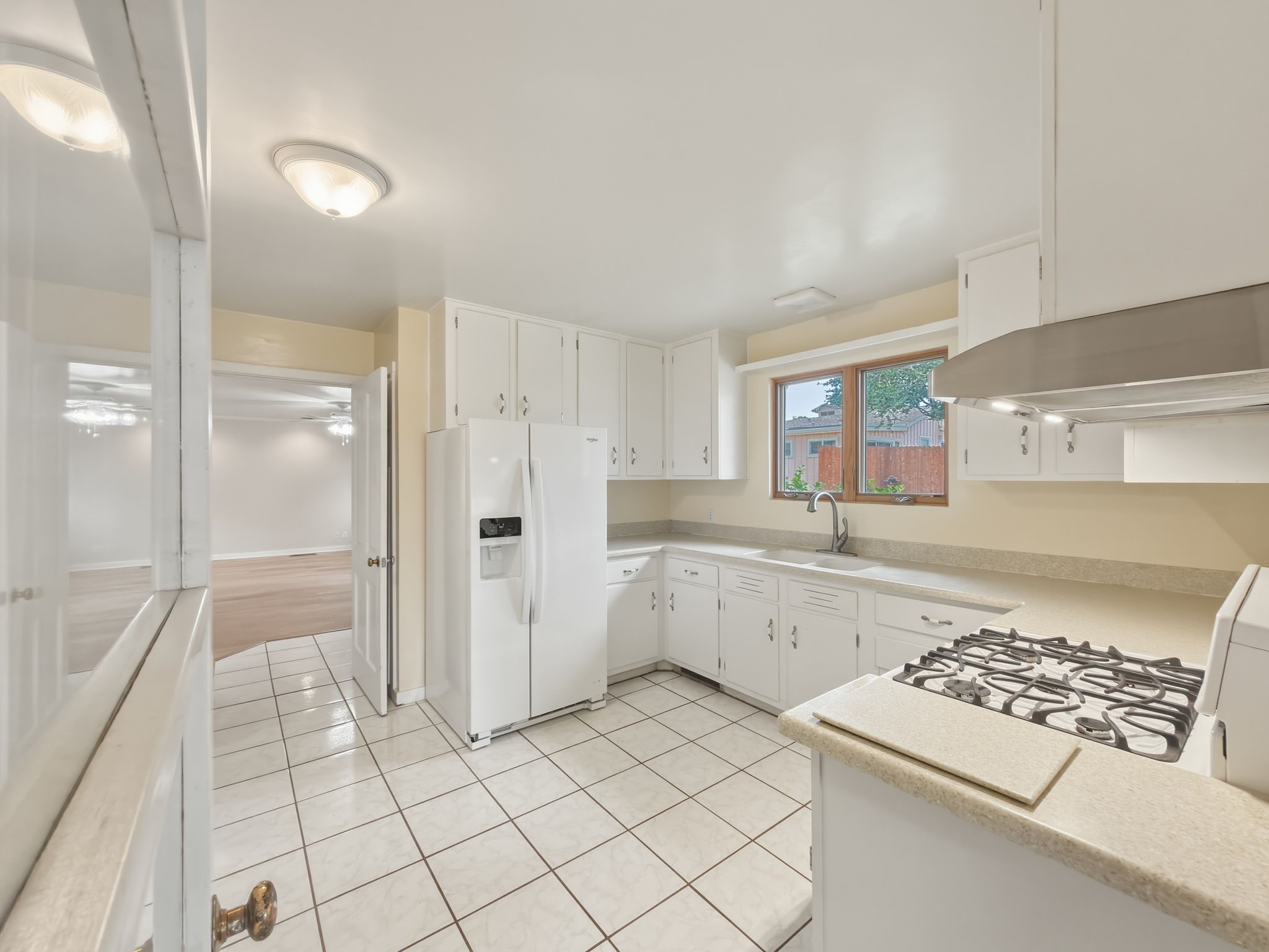 1063 Pinon Loop Los Alamos, NM 87544 - Photo 17 of 45