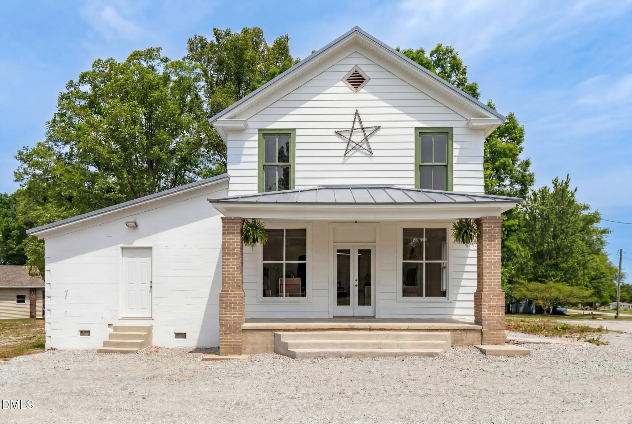 2357 Baynes Road Burlington, NC 27217 - Photo 2 of 70 DSC_7767-DigitalRenovation
