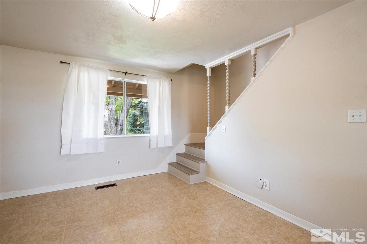3690 Pomo Drive Reno, NV 89503 - Photo 7 of 20 Photo 7
