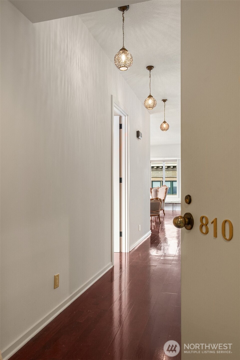 98 Union Street, Unit 810 Seattle, WA 98101 - Photo 27 of 38