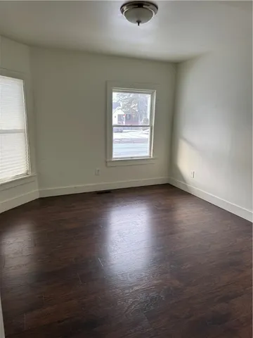 $1,375 | 210 Conhocton Street, Corning, NY 14830