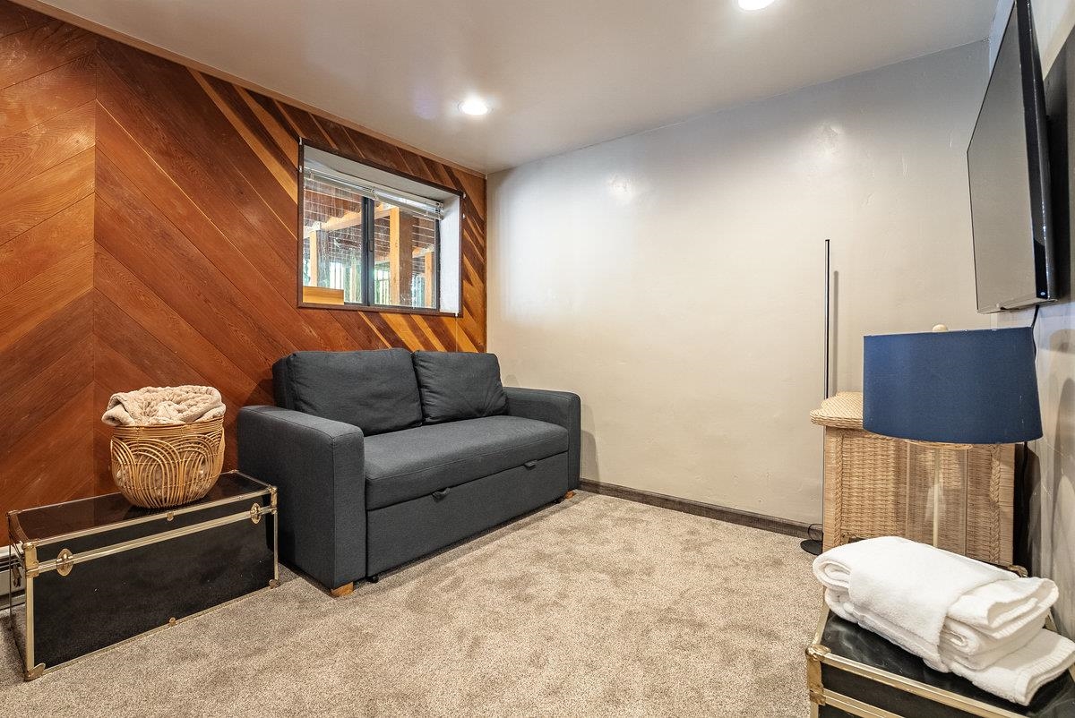 7183 Antelope Way Tahoma, CA 96142 - Photo 3 of 28