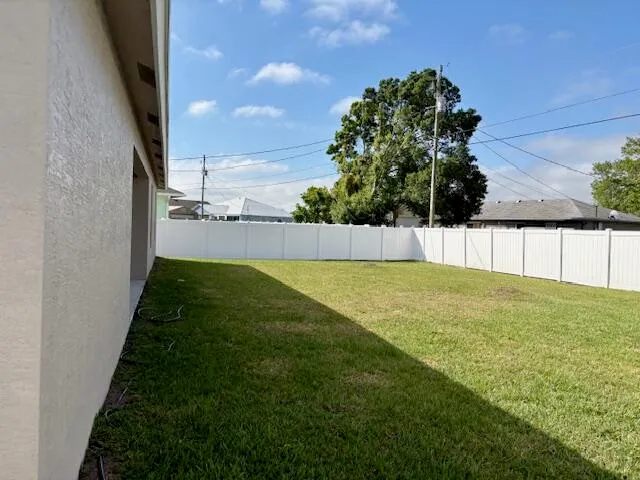 $3,500 | 202 Southwest Aldoro Place, Port St. Lucie, FL 34953