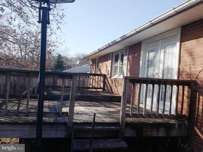 9303 Small Drive Clinton, MD 20735 - Photo 5 of 14