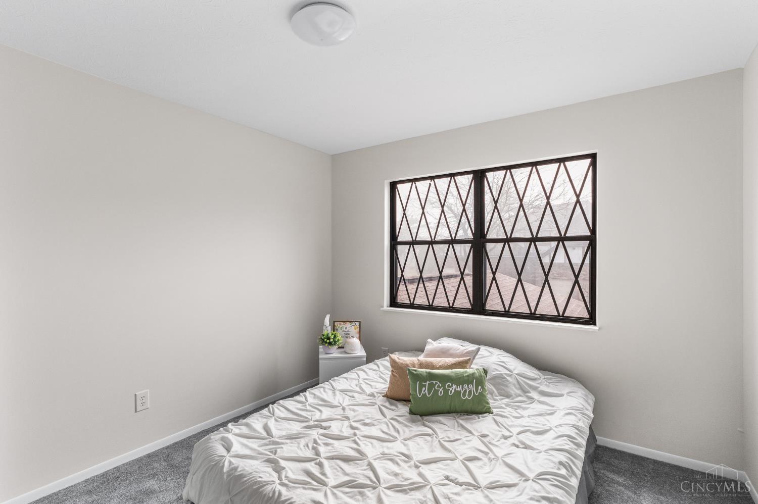 5658 Springdale Road, Unit 10 Cincinnati, OH 45251 - Photo 19 of 29 Gallery Image 19