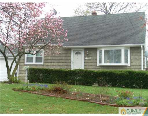 7 Longfield Road New Brunswick, NJ 08901 - Photo 1 of 17