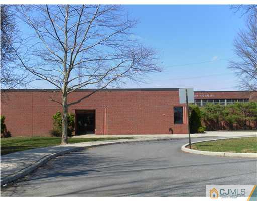7 Longfield Road New Brunswick, NJ 08901 - Photo 17 of 17