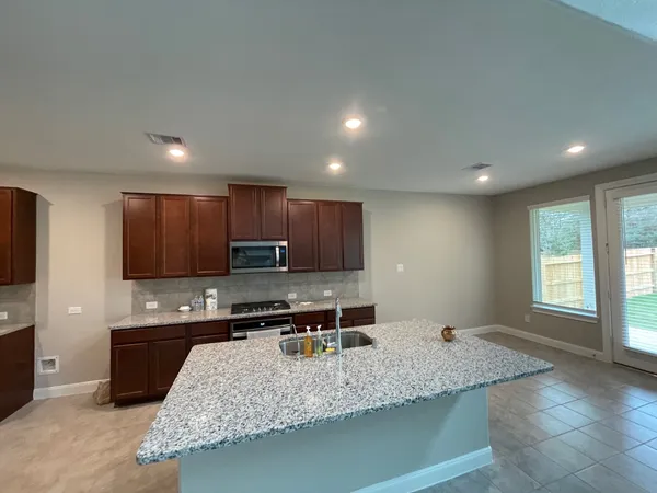 $3,475 | 2216 Gadwall Court, Conroe, TX 77384