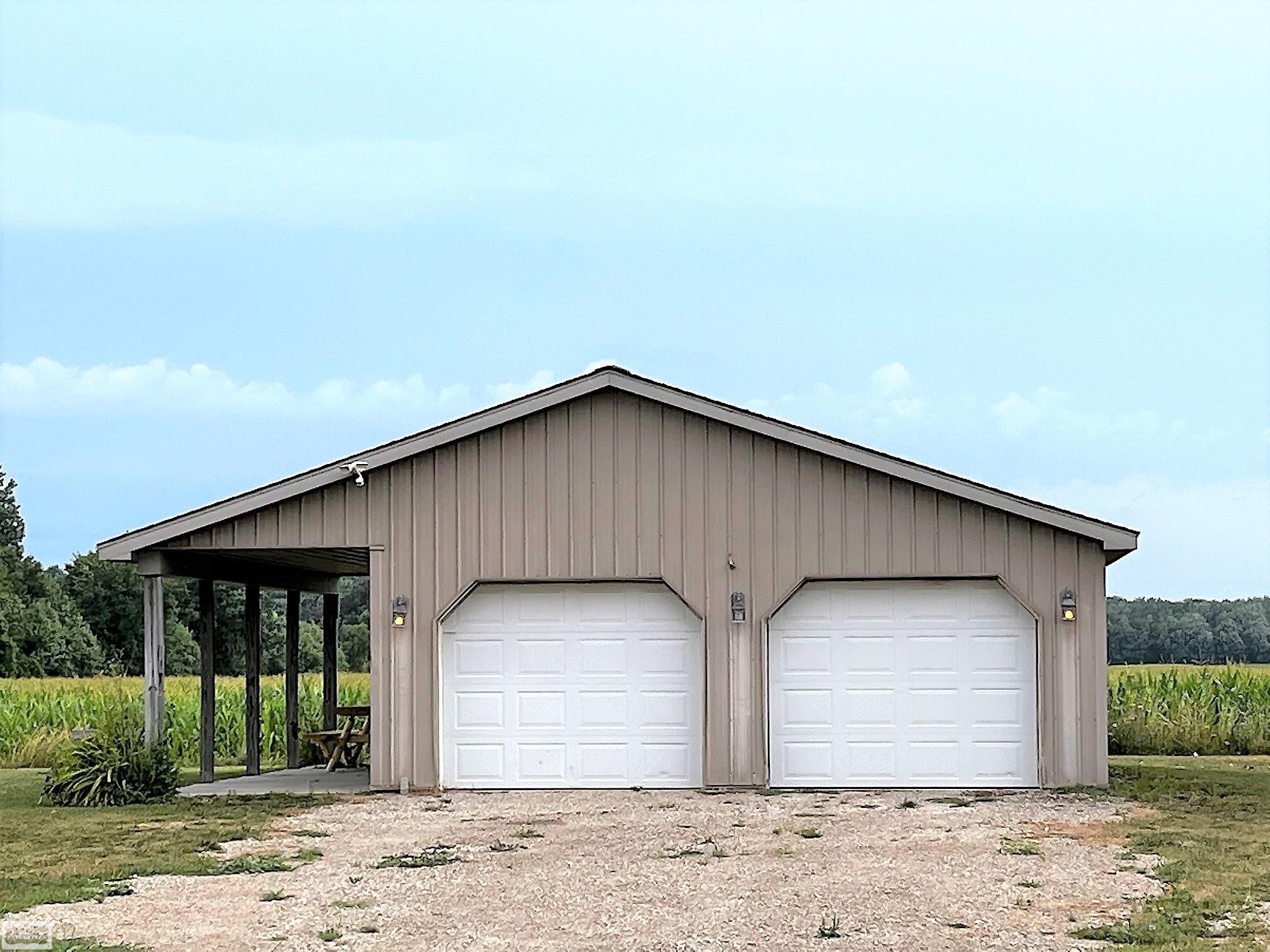 1735 Galbraith Line Road Yale, MI 48097 - Photo 25 of 35