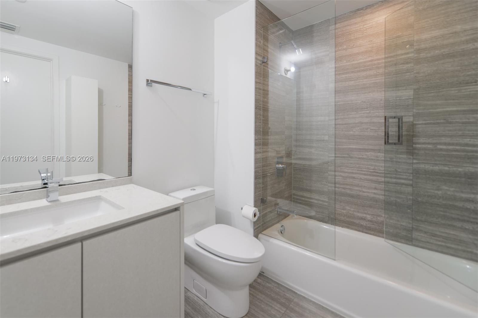 1010 Brickell Avenue, Unit 3010 Miami, FL 33131 - Photo 12 of 49