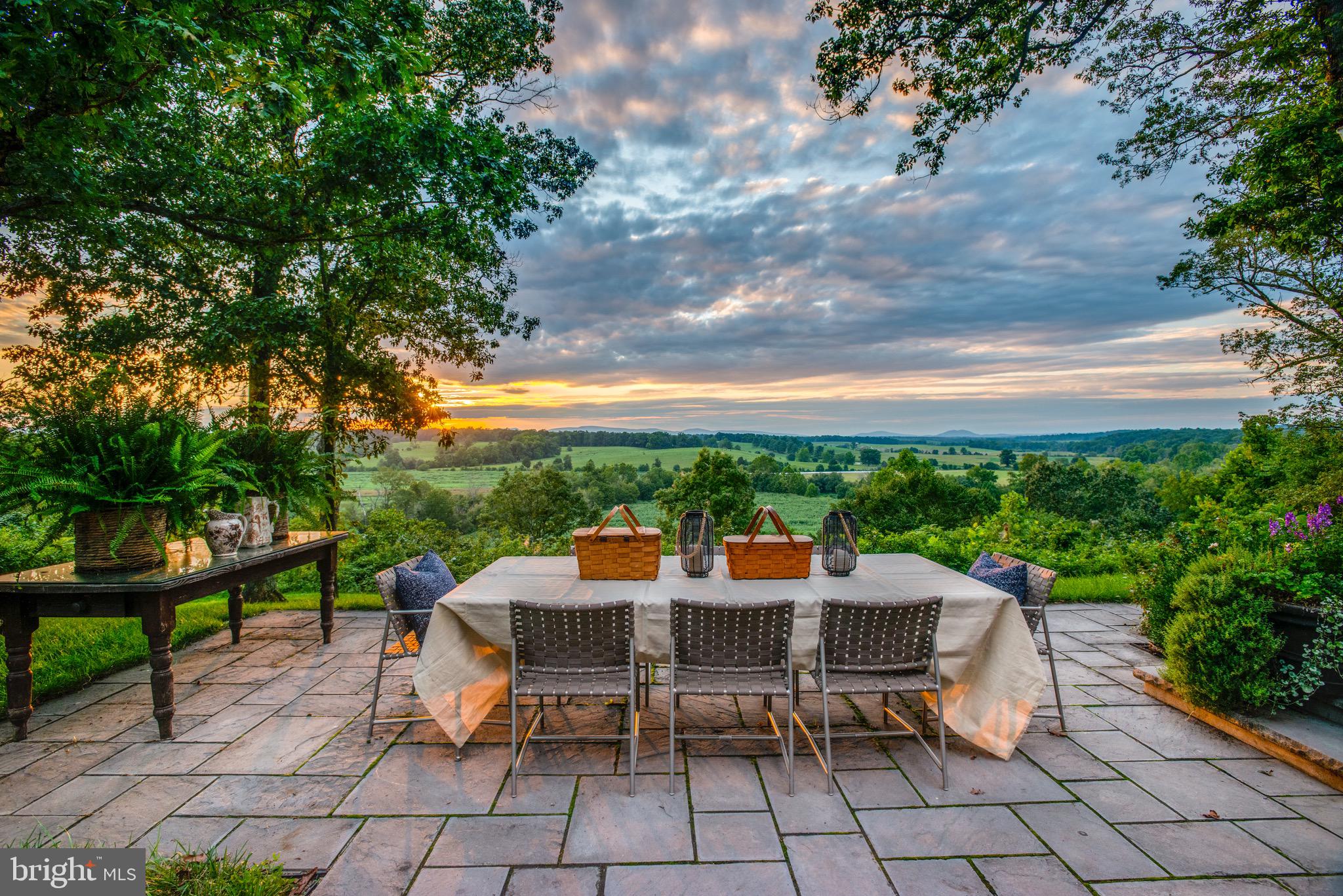 Awe-Inspiring Hilltop Views