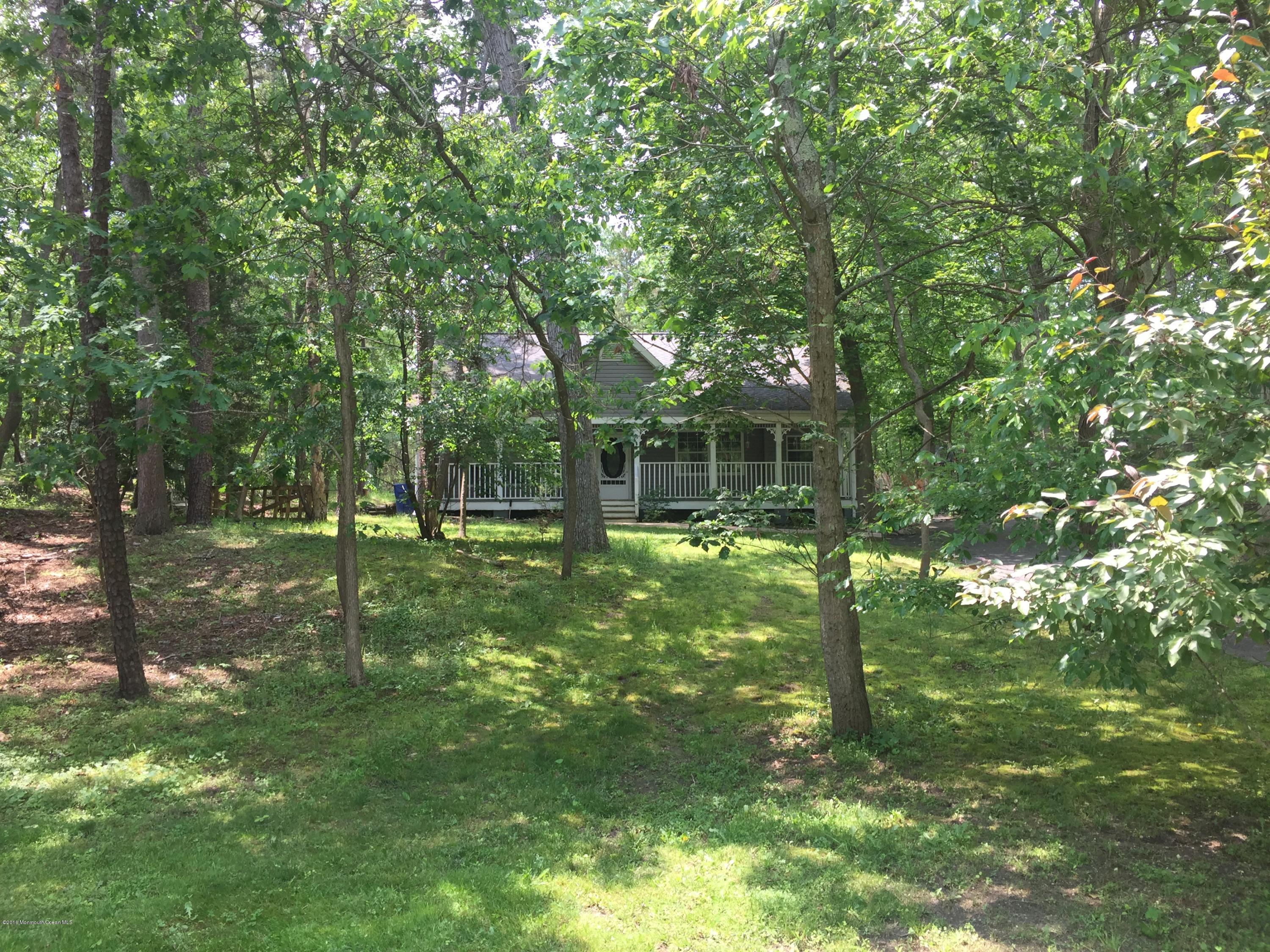 735 Green Valley