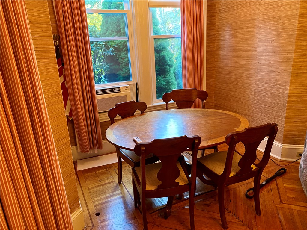 96 Rhode Island Avenue, Unit 1 Newport, RI 02840 - Photo 14 of 23