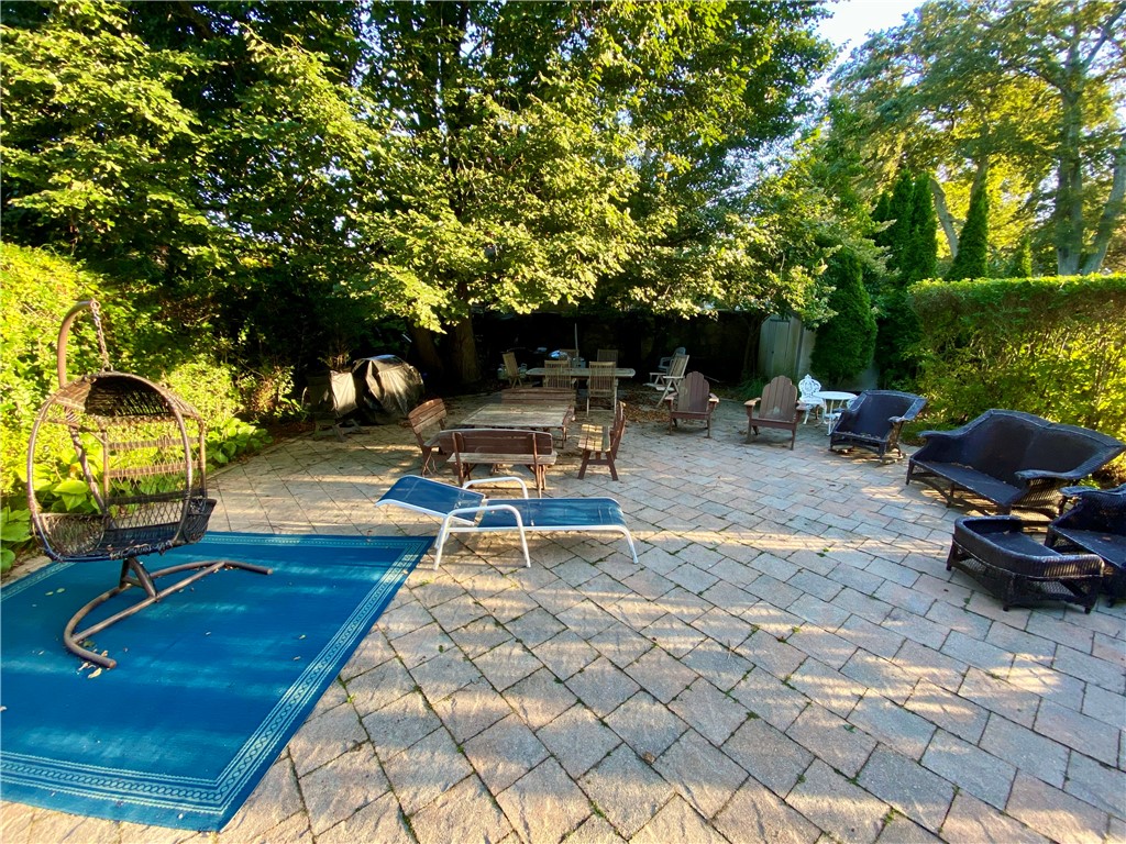 96 Rhode Island Avenue, Unit 1 Newport, RI 02840 - Photo 20 of 23
