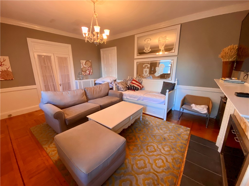 96 Rhode Island Avenue, Unit 1 Newport, RI 02840 - Photo 3 of 23