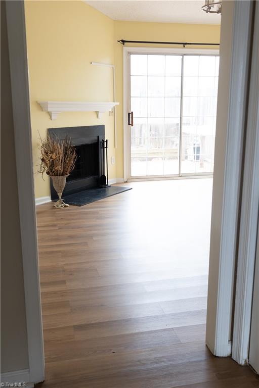 814 Guilford College Road, Unit 133 Greensboro, NC 27409 - Photo 3 of 29 Living room