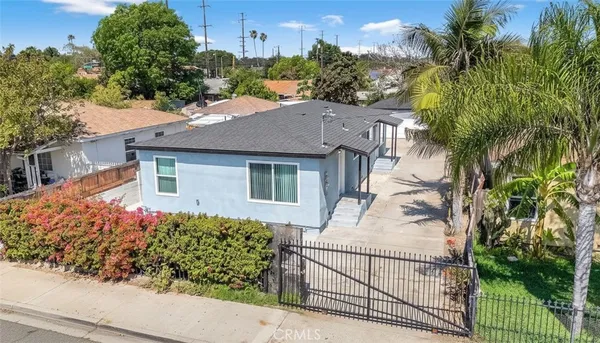$3,500 | 2417 West Stanford Street, Santa Ana, CA 92704