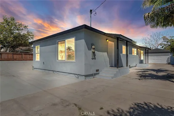 $3,500 | 2417 West Stanford Street, Santa Ana, CA 92704