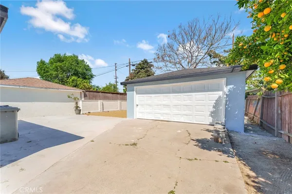 $3,500 | 2417 West Stanford Street, Santa Ana, CA 92704